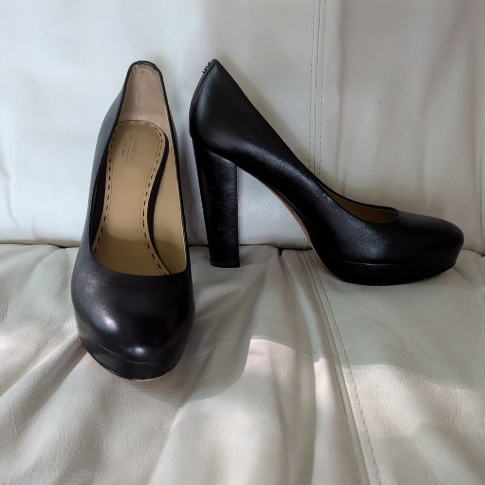 Coach Black Leather Pumps, Women's 8.5 Pre-Owned